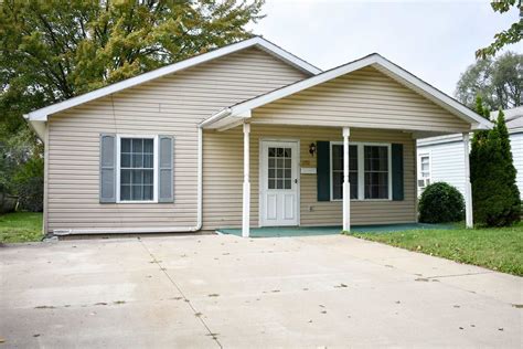 3 Beds. . Homes for rent kokomo in
